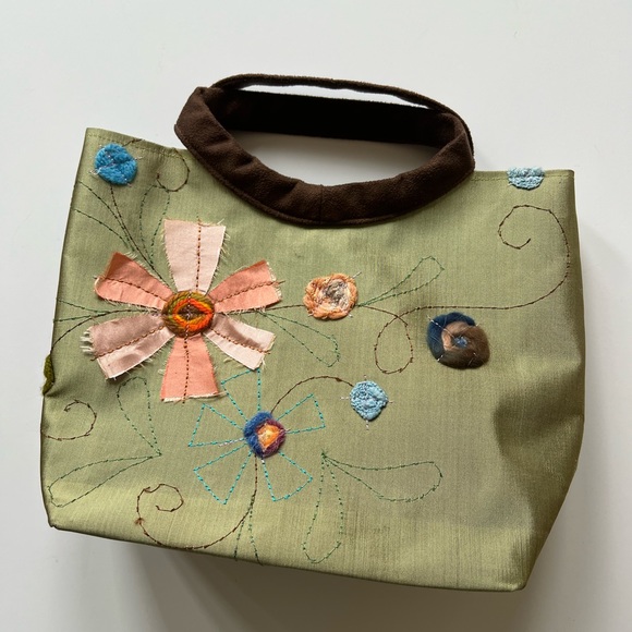 Vintage silk purse with flower details - Picture 1 of 1